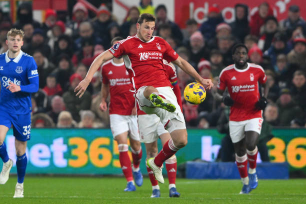 更大压力 更大压力