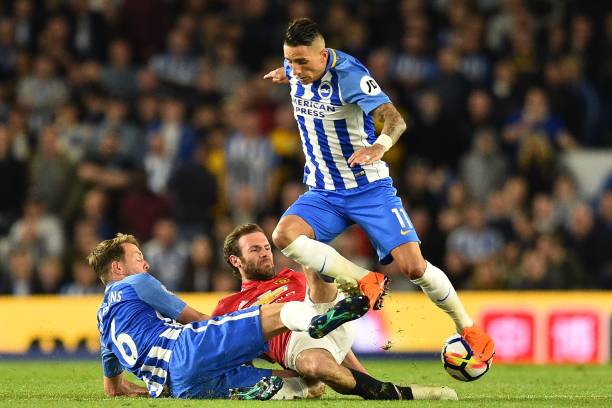 在中场的 在中场的